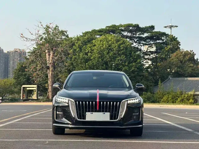 Hongqi H5 — Фото автомобиля 2