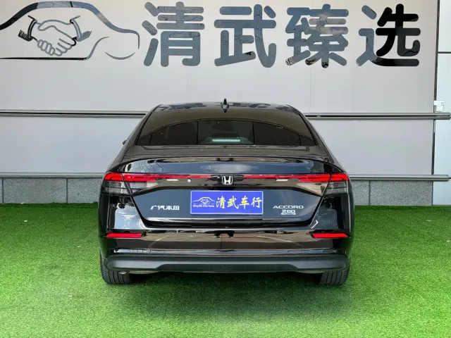 Honda Accord — Фото автомобиля 14
