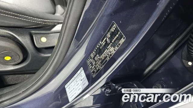 Hyundai Venue — Фото автомобиля 29