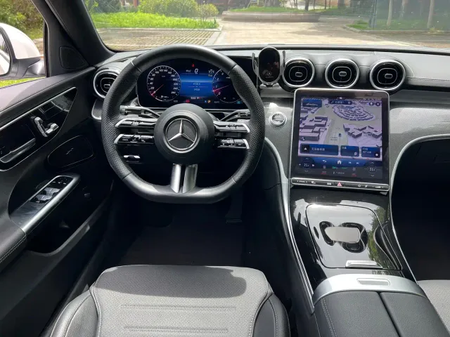 Mercedes-Benz C-Class — Фото автомобиля 16