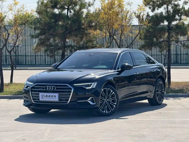 Фотография автомобиля — Audi A6L