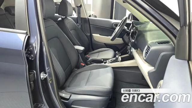 Hyundai Venue — Фото автомобиля 26