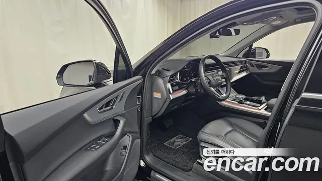 Audi Q7 45 TDI quattro — Фото автомобиля 10