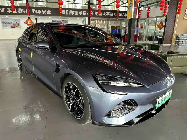 BYD Seal — Фото автомобиля 3