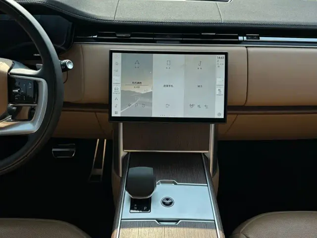 Land Rover Range Rover — Фото автомобиля 24