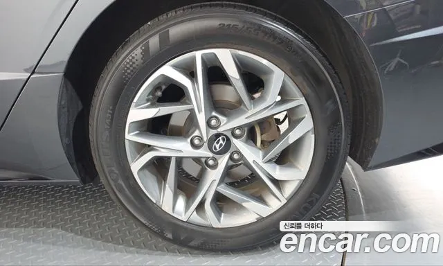 Hyundai Sonata — Фото автомобиля 6