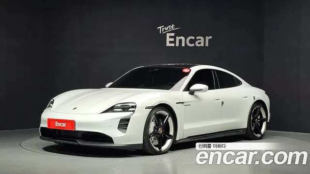 Фотография автомобиля — Porsche Taycan Taycan Khan