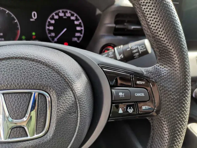 Honda Vezel — Фото автомобиля 16