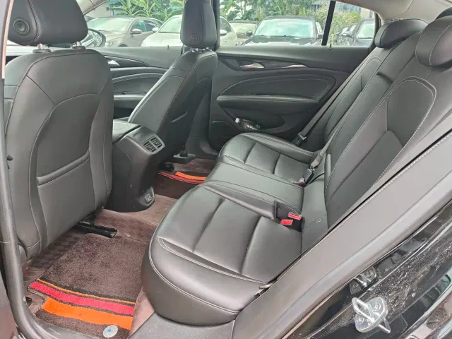 Buick Regal — Фото автомобиля 5