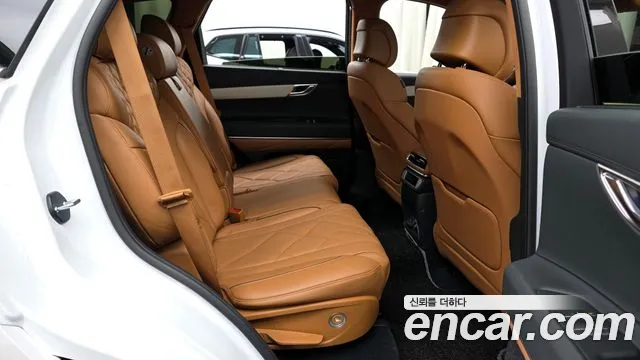 Genesis GV80 2.5T Бензин AWD — Фото автомобиля 12