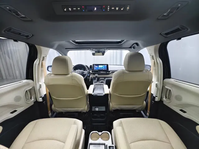 Toyota Granvia — Фото автомобиля 20