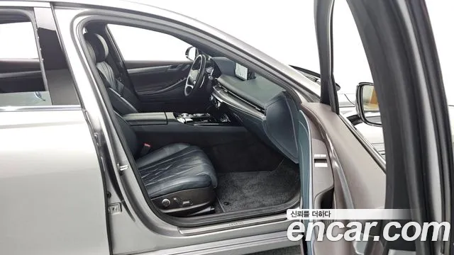Genesis G80 Бензин 2.5 турбо 2WD — Фото автомобиля 23