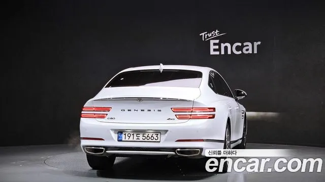 Genesis G80 Бензин 3.5 турбо AWD — Фото автомобиля 4