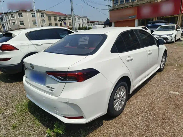 Toyota Corolla — Фото автомобиля 5