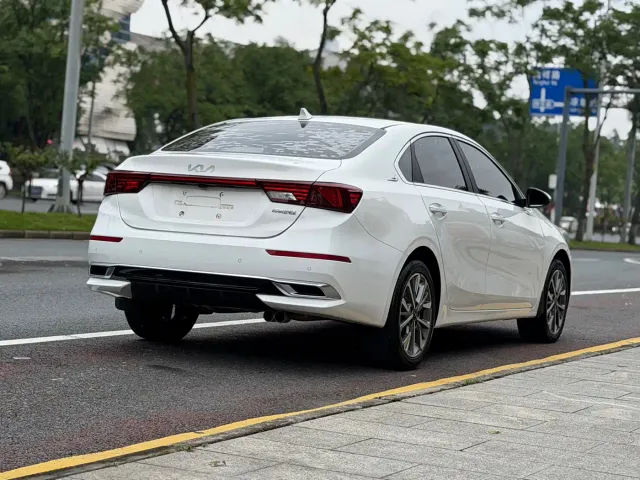 Kia K3 — Фото автомобиля 4