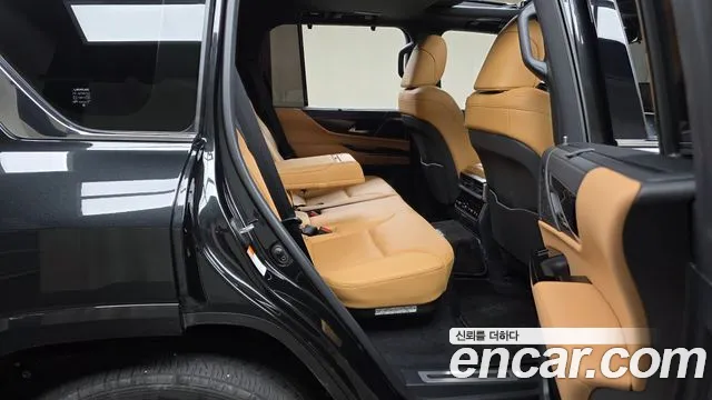 Lexus LX — Фото автомобиля 7