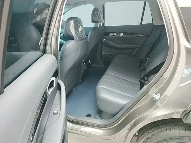 Geely Galaxy E5 — Фото автомобиля 16