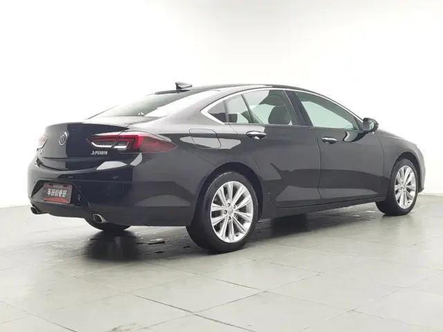 Buick Regal — Фото автомобиля 2