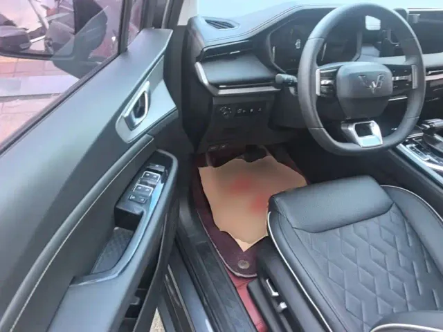 Wuling Jiachen — Фото автомобиля 15
