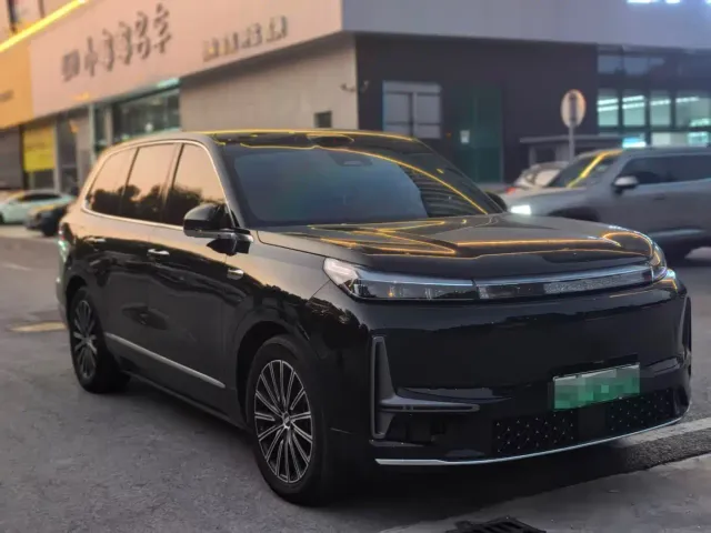 Geely Galaxy M9 — Фото автомобиля 4