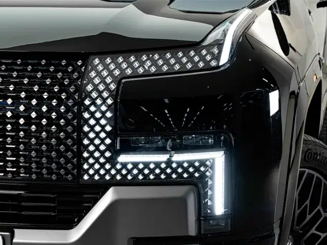 BYD U8 — Фото автомобиля 5