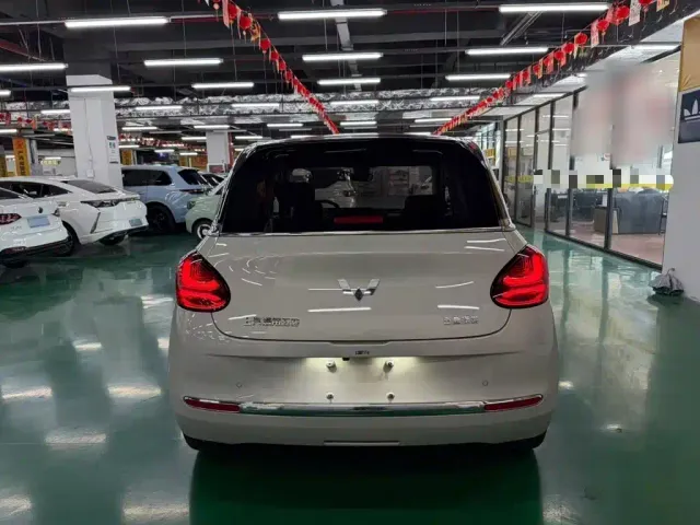 Wuling Bingo — Фото автомобиля 5