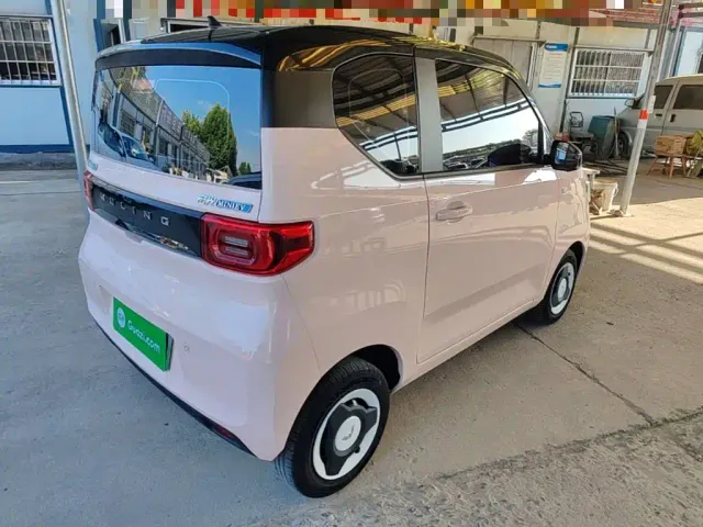 Wuling Hongguang Mini EV — Фото автомобиля 6