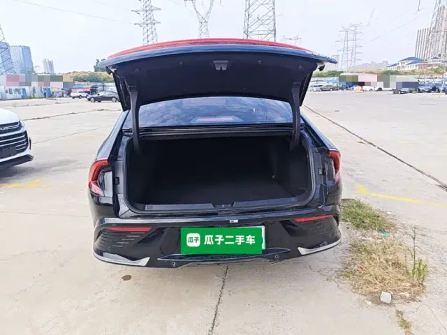 Wuling Starlight — Фото автомобиля 18