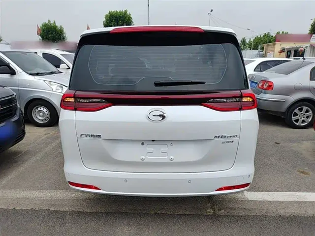 GAC Trumpchi M6 — Фото автомобиля 5