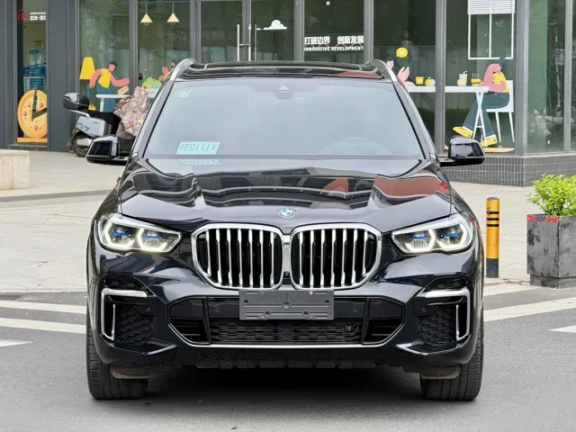 BMW X5 — Фото автомобиля 2