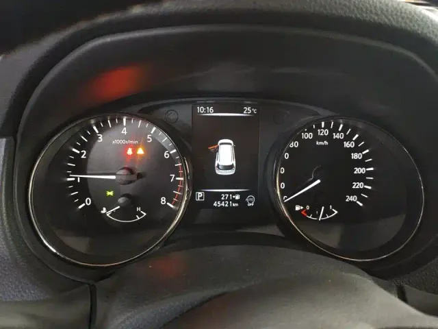 Nissan X-Trail — Фото автомобиля 9