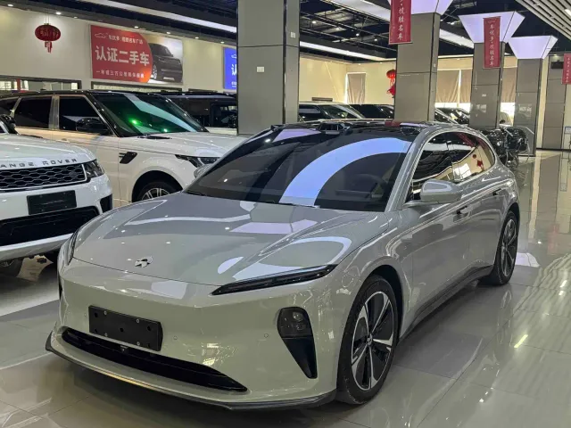 Фотография автомобиля — Nio ET5 Touring