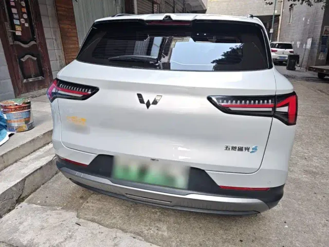 Wuling Starlight S — Фото автомобиля 5