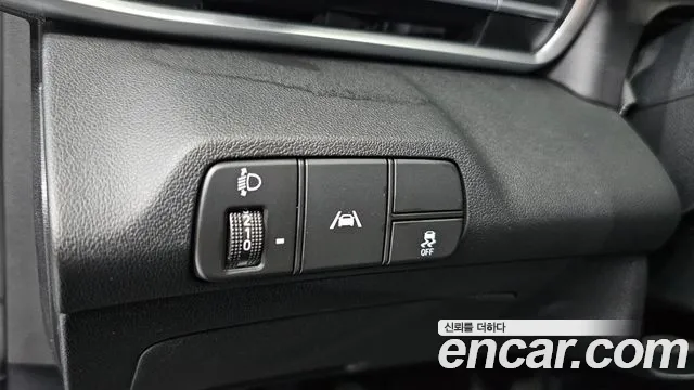 Hyundai AVANTE Avante (CN7) — Фото автомобиля 16