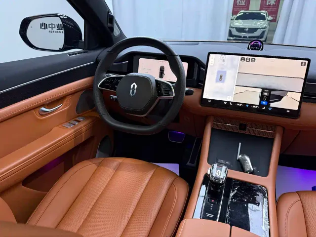 Aito M7 — Фото автомобиля 10
