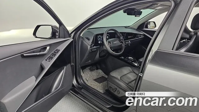 Kia Niro The All New — Фото автомобиля 16