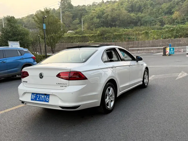 Volkswagen Lamando — Фото автомобиля 6