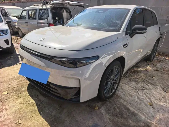 Фотография автомобиля — Leapmotor C10