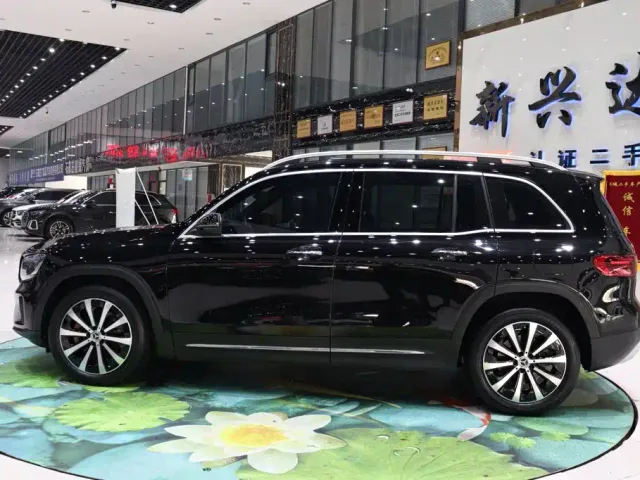 Mercedes-Benz GLB-Class — Фото автомобиля 3