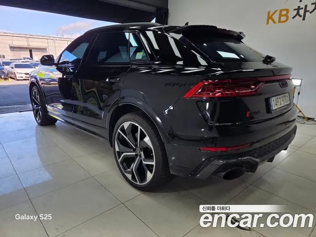 Audi RSQ8 — Фото автомобиля 6