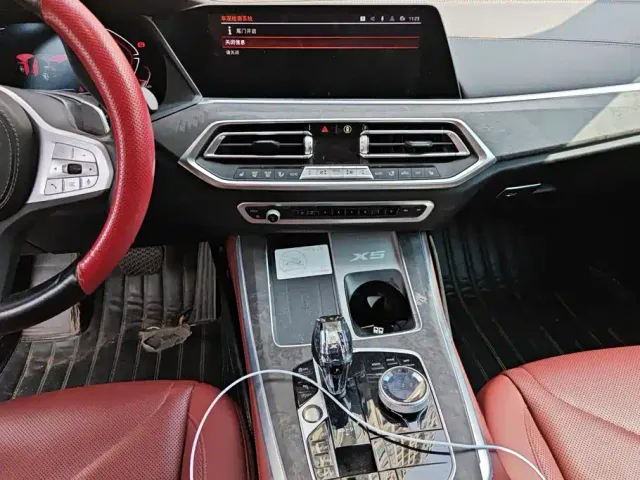 BMW X5 — Фото автомобиля 13