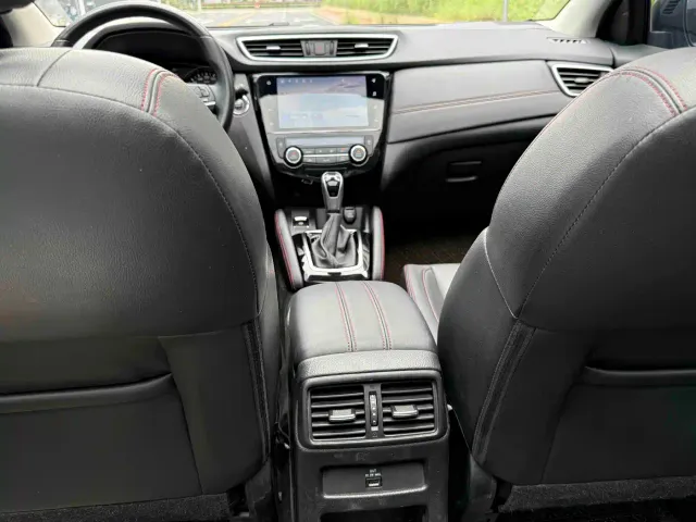 Nissan Qashqai — Фото автомобиля 11