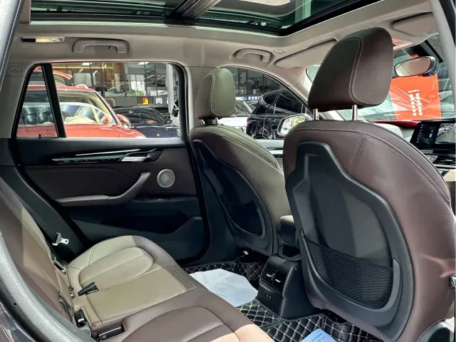 BMW BMW X1 2022 sDrive25Li Leading — Фото автомобиля 24