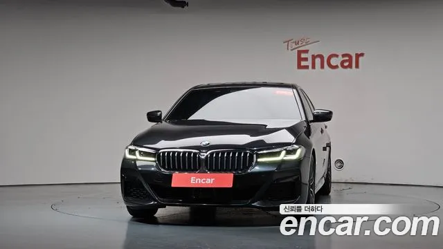 BMW 5-Series — Фото автомобиля 3