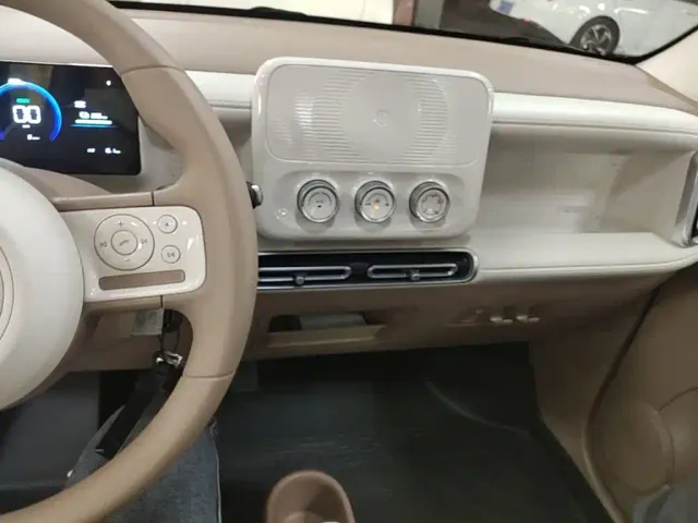 Wuling Hongguang Mini EV — Фото автомобиля 8