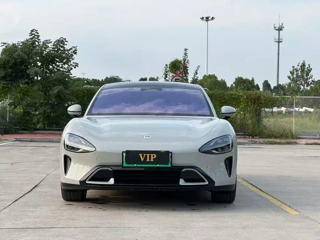 Xiaomi SU7 — Фото автомобиля 2