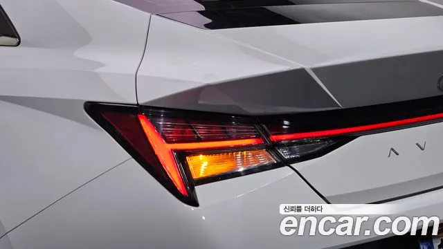 Hyundai Avante CN7 — Фото автомобиля 8