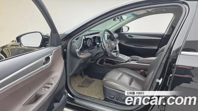 Hyundai Grandeur Premium — Фото автомобиля 10