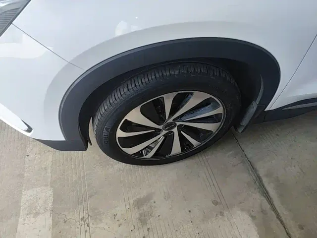 BYD Song PLUS — Фото автомобиля 22