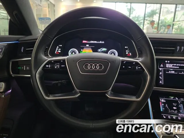 Audi A7 — Фото автомобиля 12